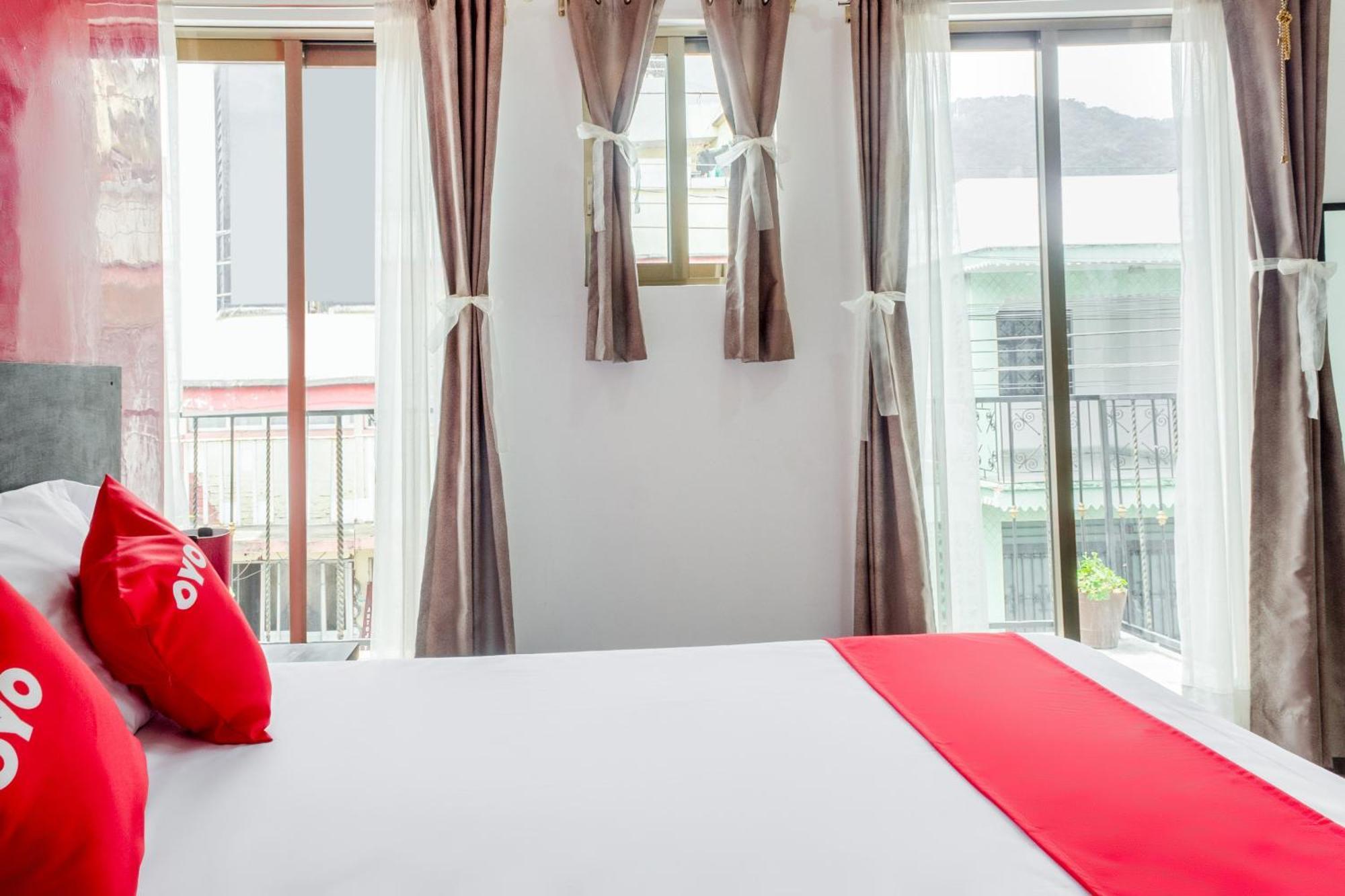 אוריסבה Oyo Hotel Gandag מראה חיצוני תמונה