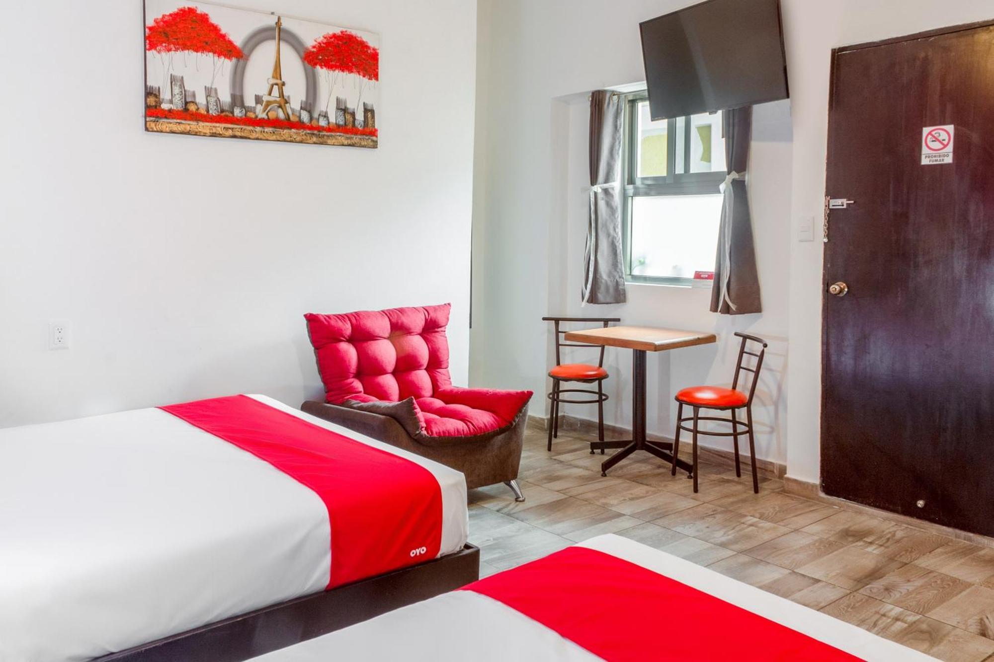 אוריסבה Oyo Hotel Gandag מראה חיצוני תמונה