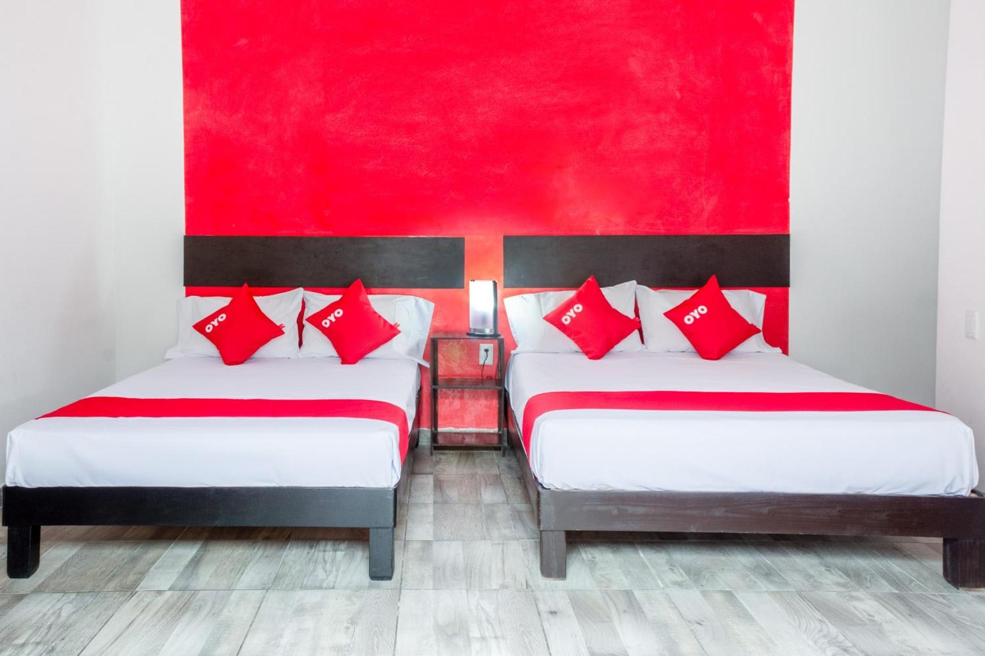 אוריסבה Oyo Hotel Gandag מראה חיצוני תמונה